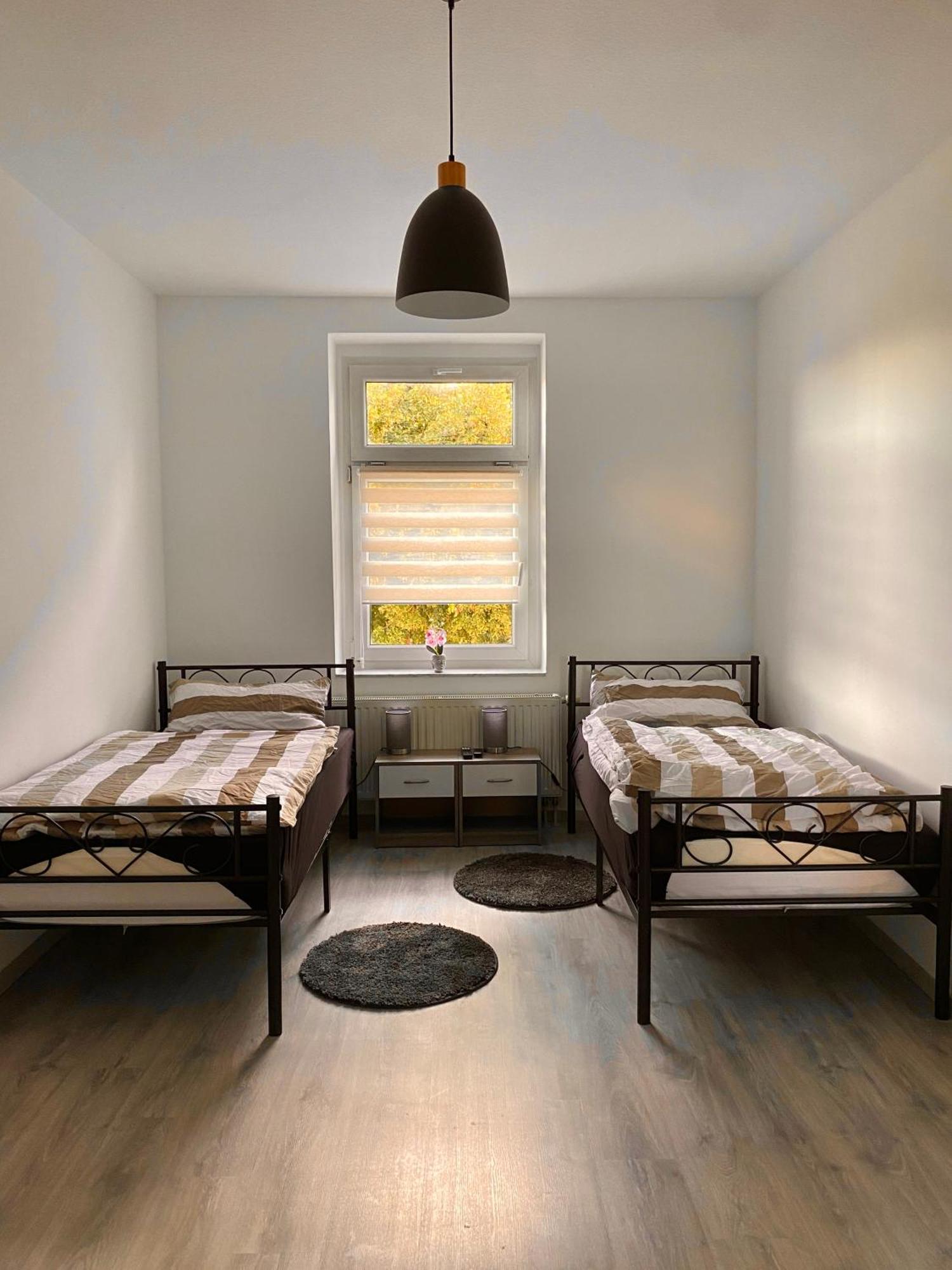 Schoene 3-Zimmer Monteurswohnung Im Sueden Von Leipzig Eg Dış mekan fotoğraf