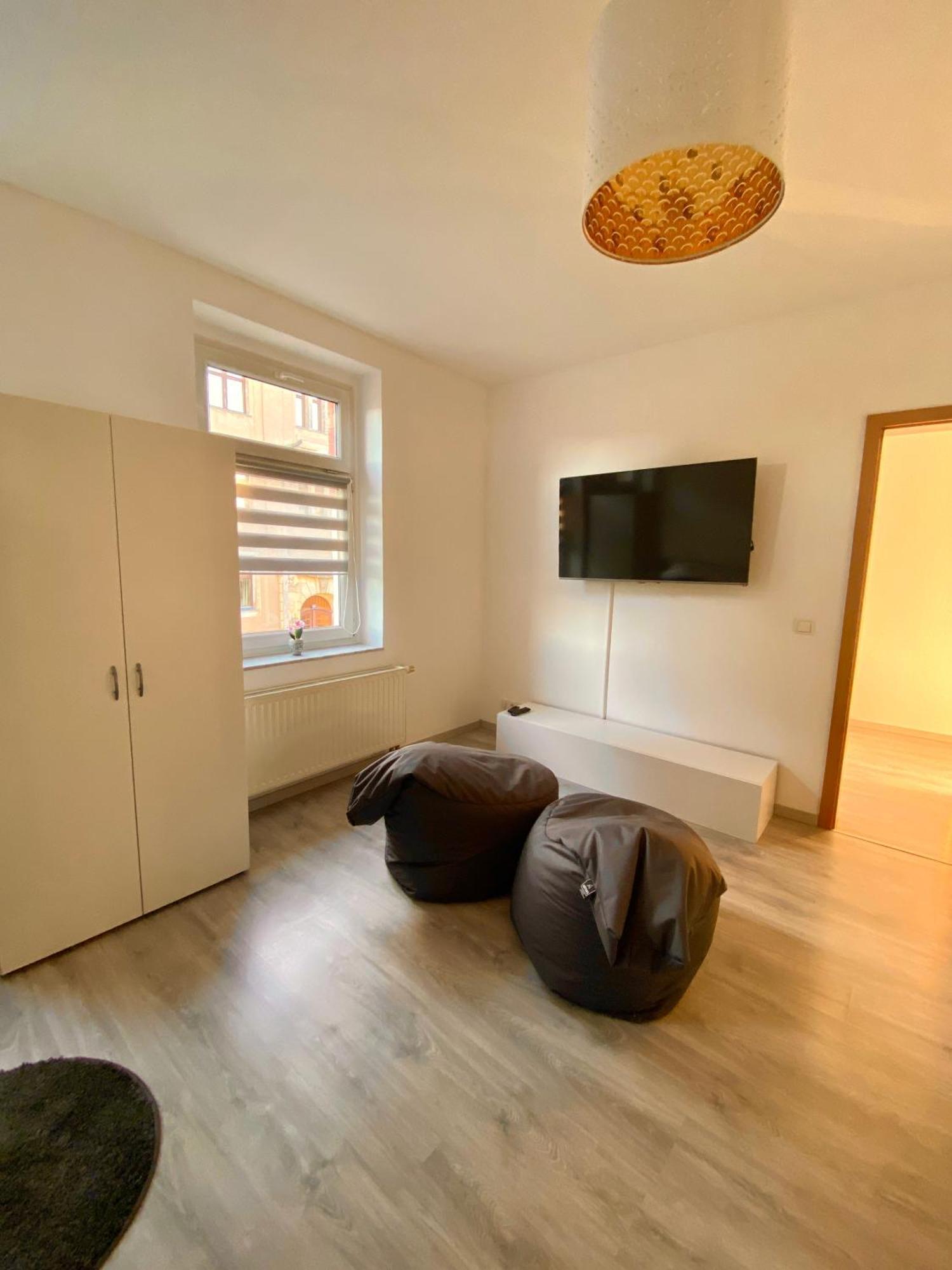 Schoene 3-Zimmer Monteurswohnung Im Sueden Von Leipzig Eg Dış mekan fotoğraf