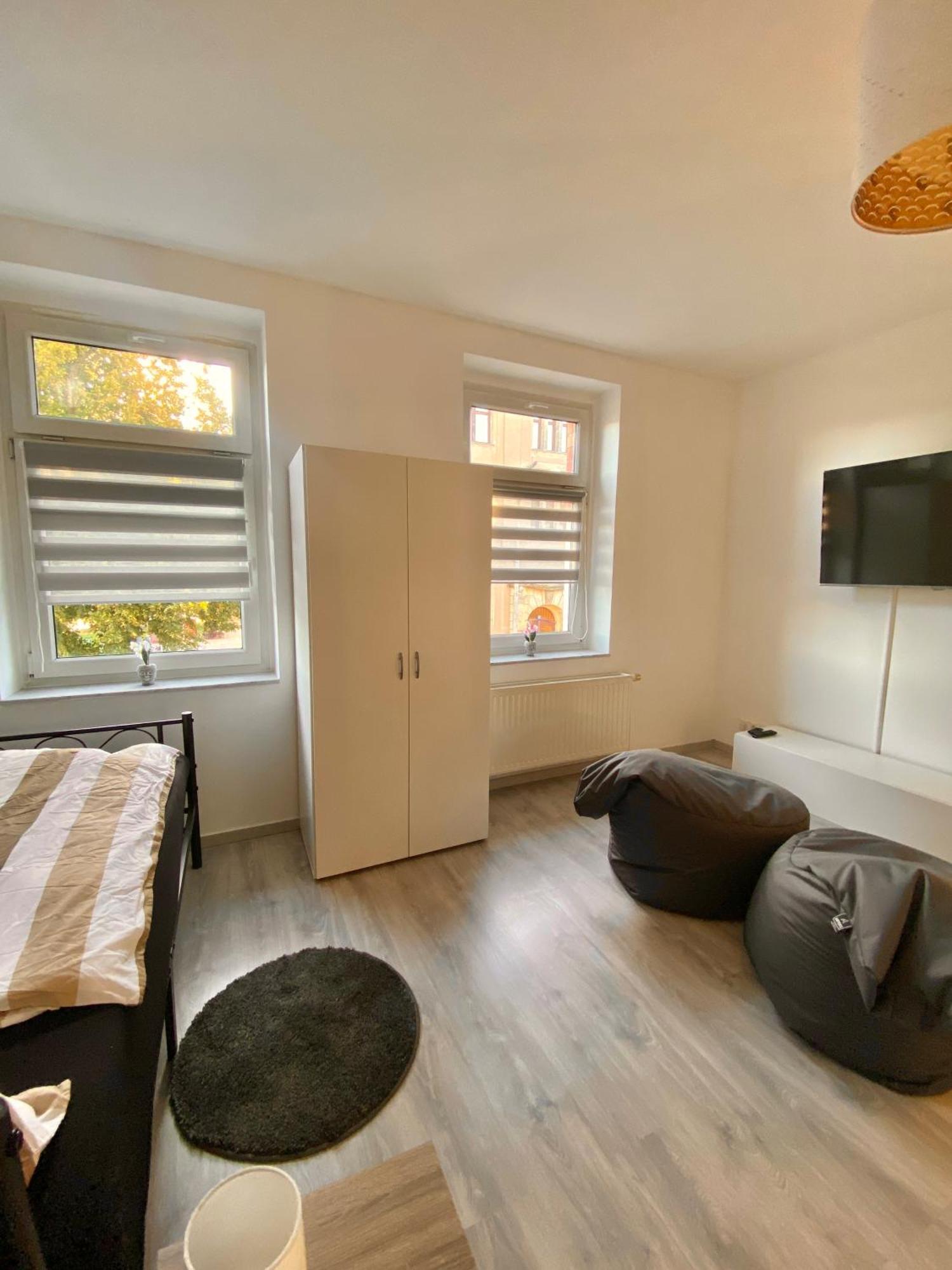Schoene 3-Zimmer Monteurswohnung Im Sueden Von Leipzig Eg Dış mekan fotoğraf